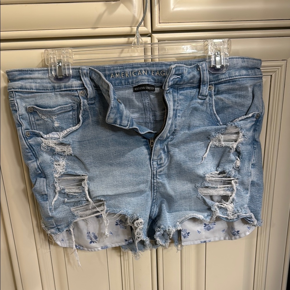 American 🇺🇸 Eagle 🦅 Next Level Stretch High-Rise Shortie 🩳 with Floral pockets